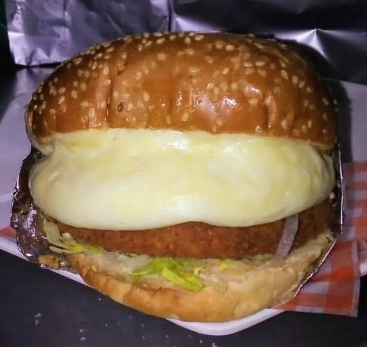 Hamburguesa de pollo apanado